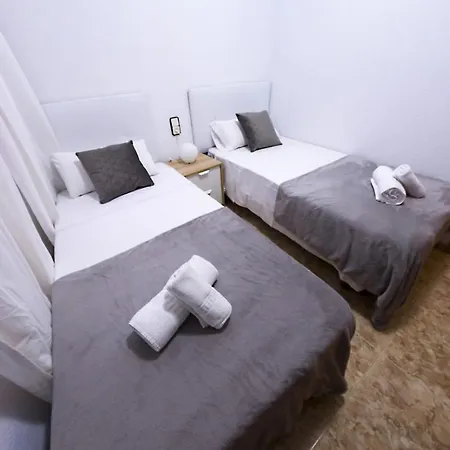 Experience Playa Náufragos Apartamento *